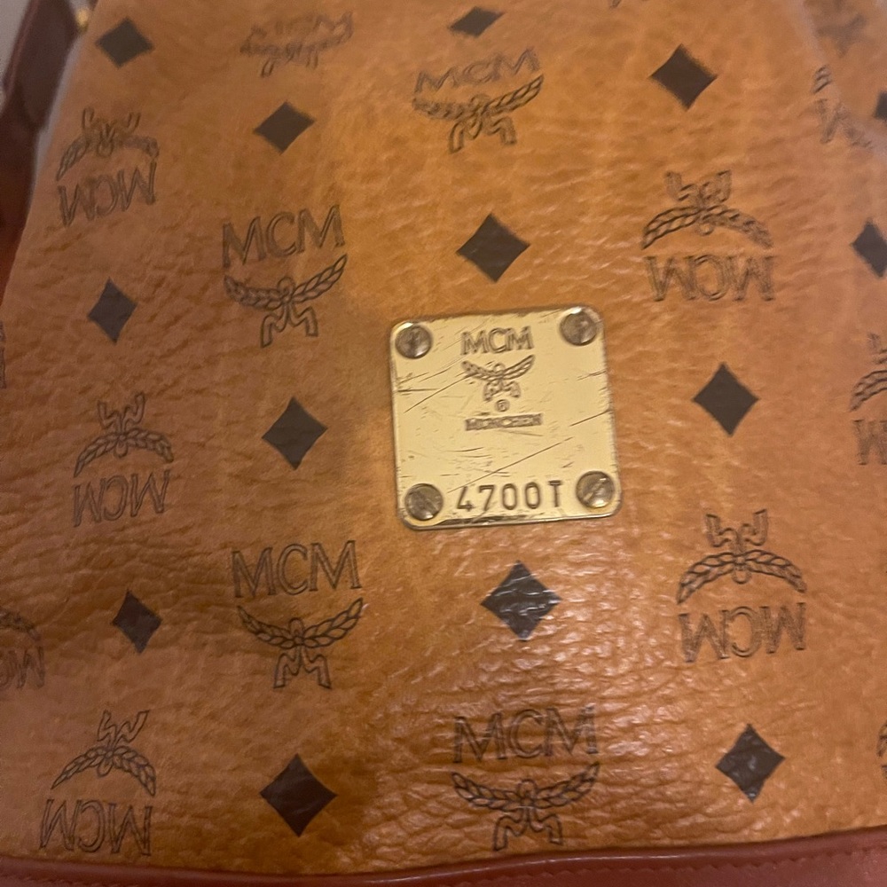 MCM Authentic Bucket Bag - Picture 6 of 9
